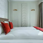 Margi Dali Prestige Lux Hanza Tower *