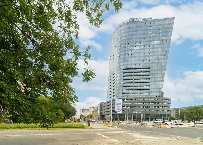 Margi Dali Prestige Lux Hanza Tower *